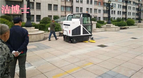潔博士掃地車 潔博士掃地車