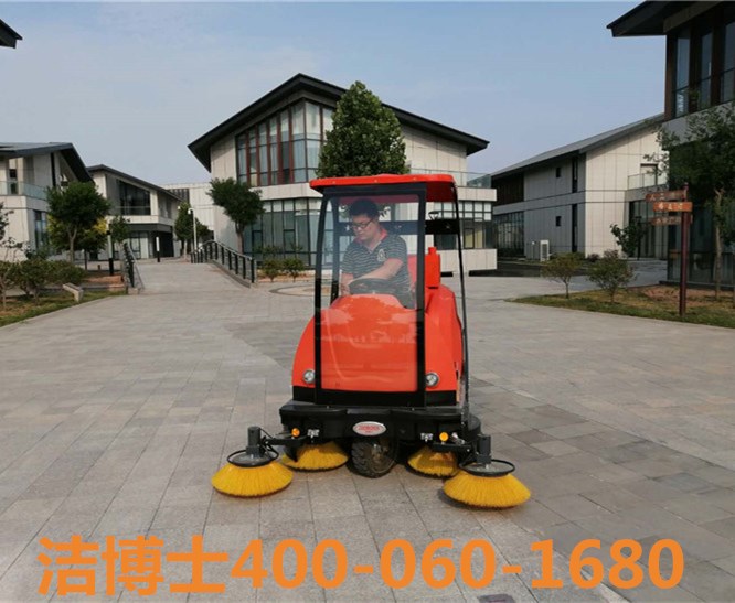 潔博士駕駛掃地車客戶案例——德州市城市園林規(guī)劃設(shè)計(jì)研究院 潔博士駕駛掃地車客戶案例——德州市城市園林規(guī)劃設(shè)計(jì)研究院