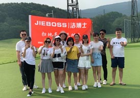 揮越巔峰、縱情果嶺，潔博士冠軍小組鐘山高爾夫體驗(yàn)之旅